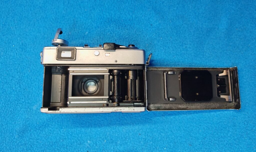 CANON CANONET 28 (4) (Mediana)