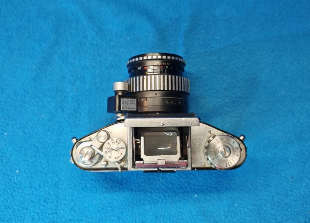 EXAKTA VX IIª (2) (Mediana)