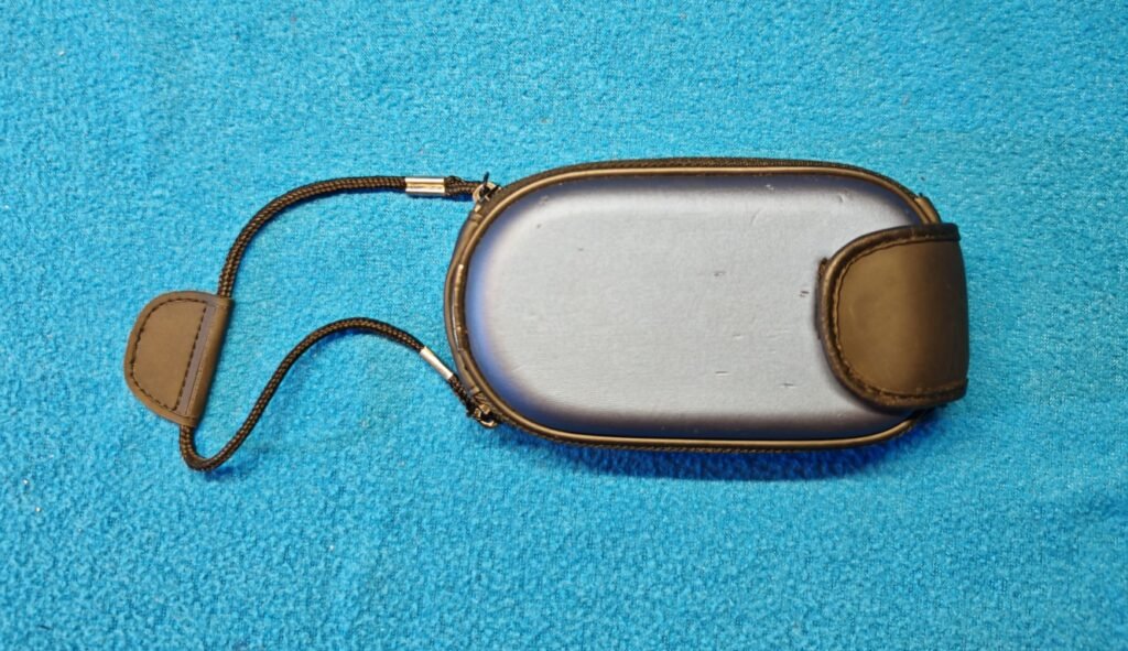FUNDA UNIVERSAL AZUL (4) (Mediana)