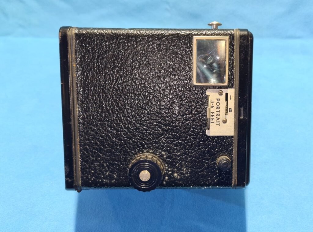 KODAK BROWNIE D SIX 20 (10) (Mediana)