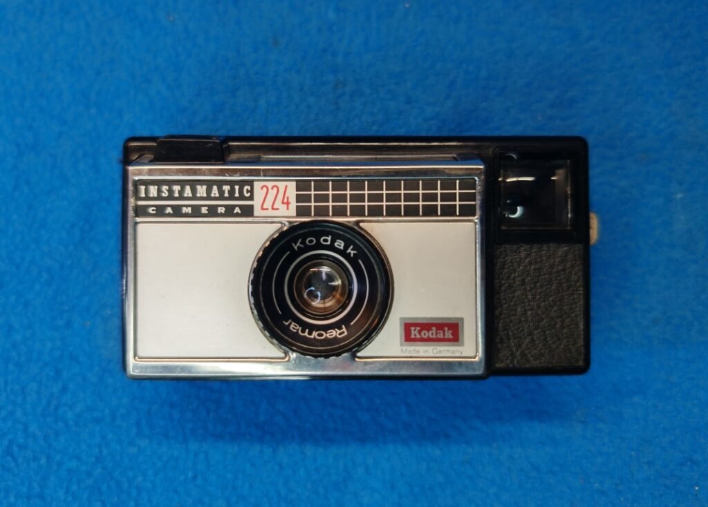 KODAK INSTAMATIC 224 (6) (Mediana)