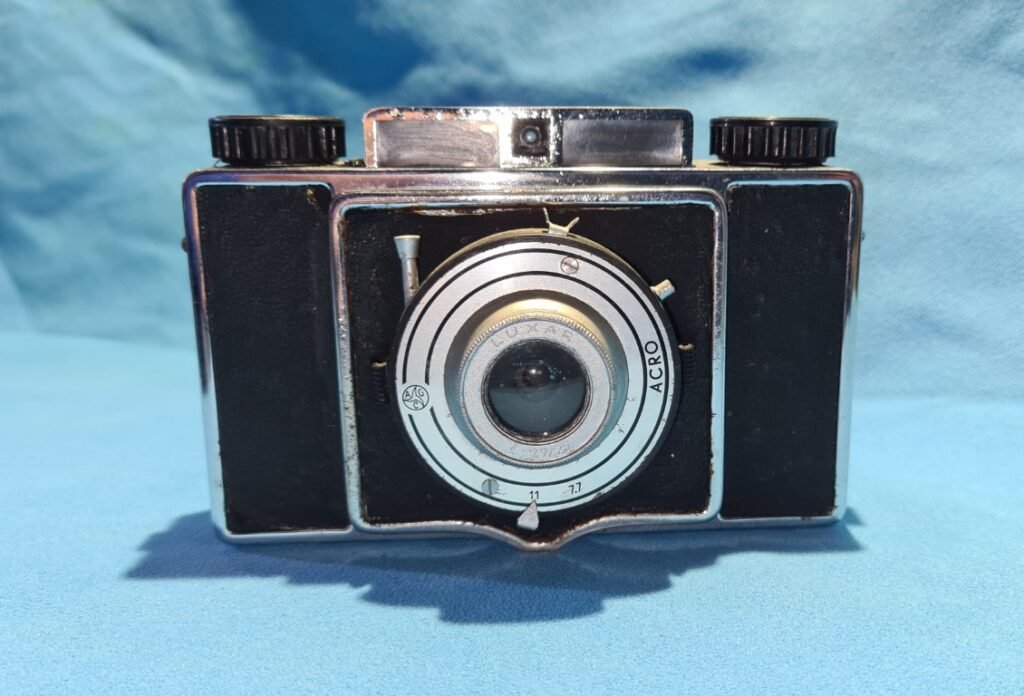 LUXA SIX ACRO LUXA SX (2) (Mediana)