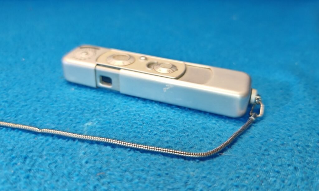MINOX B (7) (Mediana)