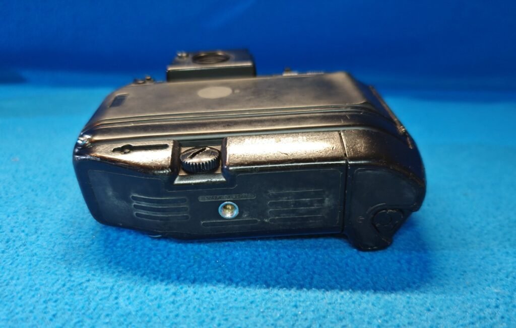 NIKON AF F4 s (5) (Mediana)