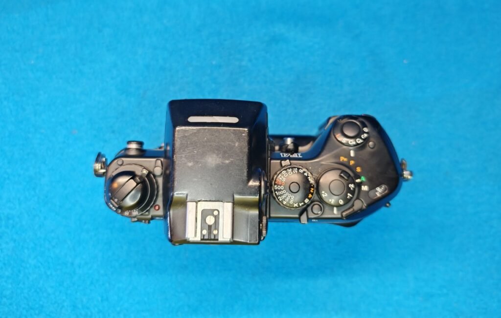 NIKON AF F4 s (6) (Mediana)
