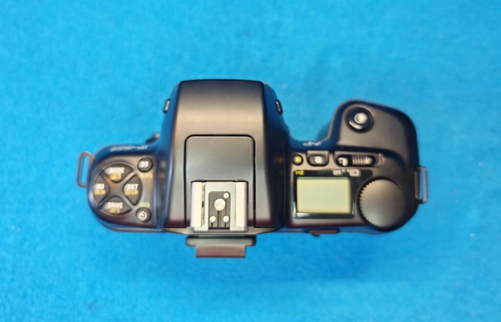 NIKON F 601 (4) (Mediana)