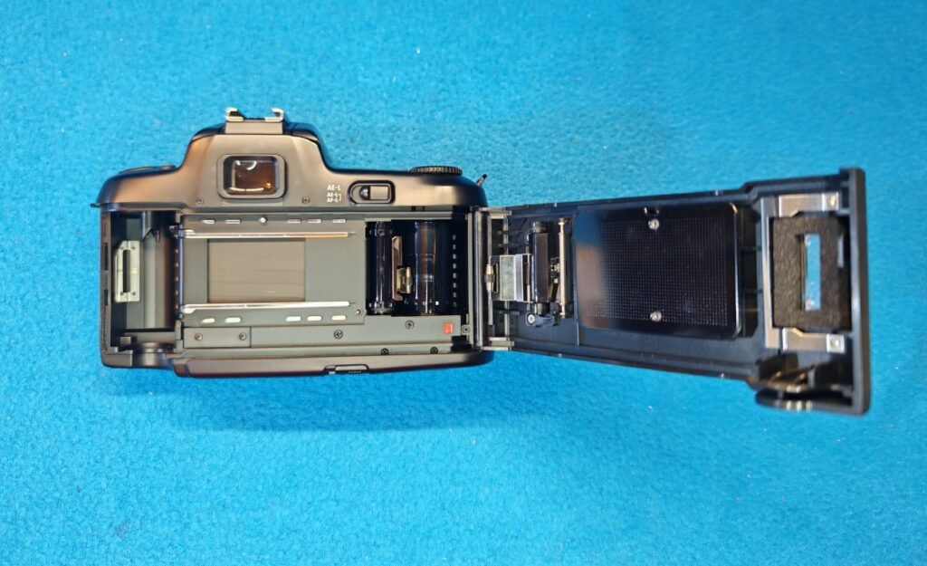 NIKON F 601 (7) (Mediana)