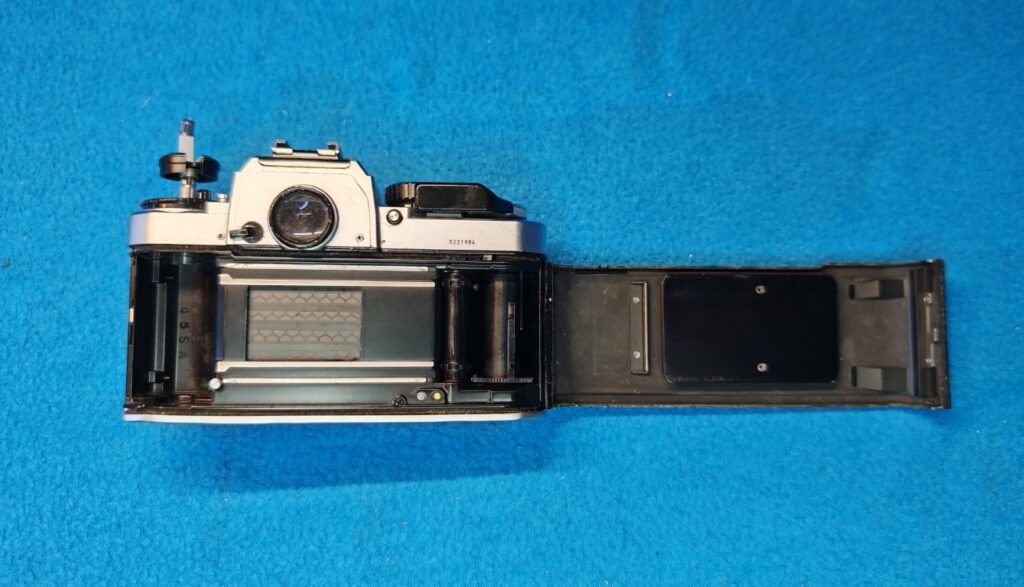 NIKON FA (8) (Mediana)