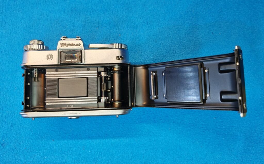 VOIGTLÄNDER BESSAMATIC LUXE (4) (Mediana)