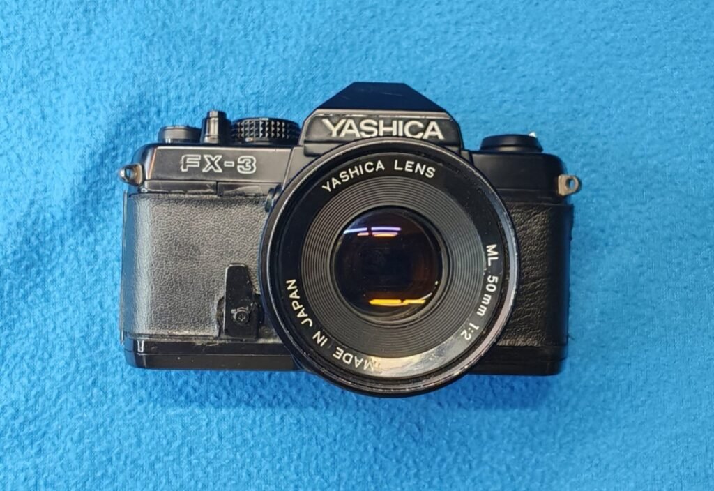YASHICA FX-3 (5) (Mediana)