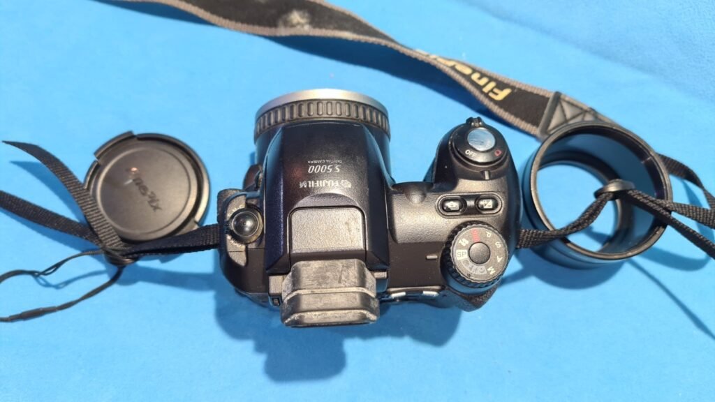 FUJIFILM FINEPIX (4) (Mediana)