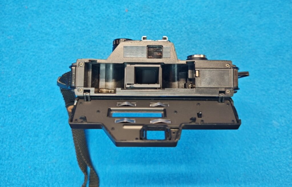MINOLTA 110 ZOOM (6) (Mediana)