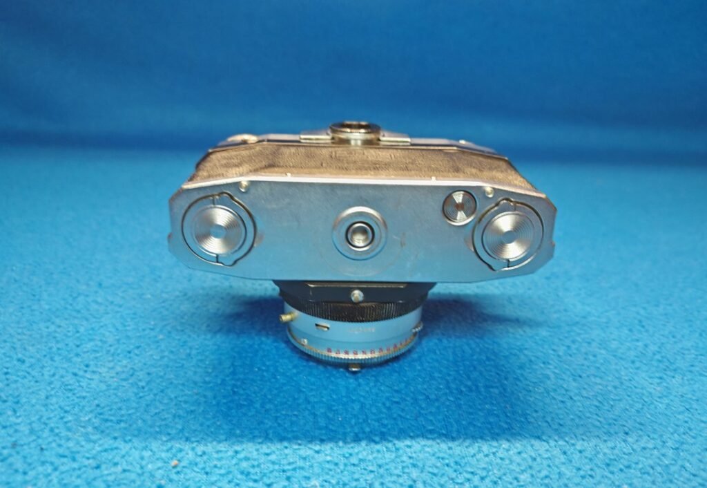 ZEISS IKON Contaflex IV (2) (Mediana)